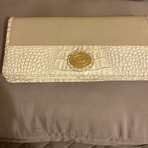 Brahmin Wallet